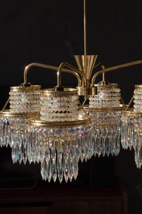 Эту люстру я в коммерческих целях покупала. 04