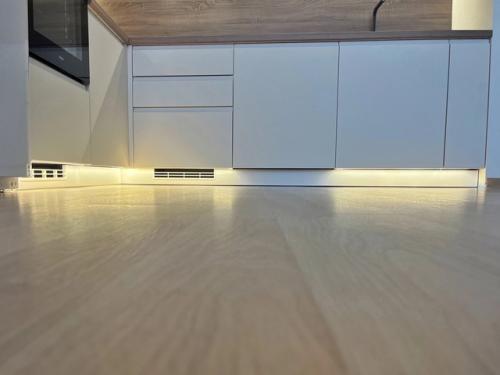 Она так и светится! 02