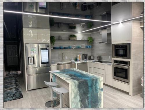 Просторный дом. В современном стиле. 02