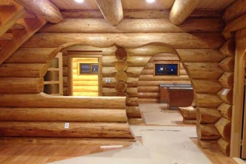 Расширить пространство в деревянном доме помогут стильные арки! 01