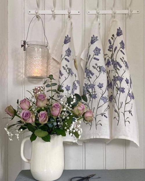 Очень красивый льняной текстиль в стиле кантри шведской художницы и дизайнера Эммы шедин, которая живет на ферме фрёвик в смоланде. 01