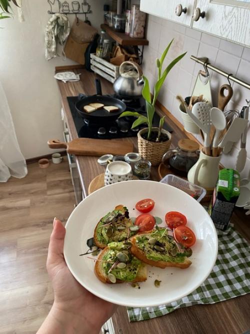 Здравствуйте!  Делюсь кусочком своего уютного русского скандибохо люблю интерьер с Душой, сразу чувствуешь теплоту и уют. 03