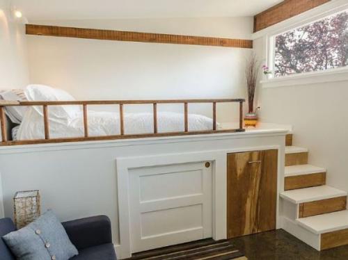 Даже в таком домике можно жить! 05