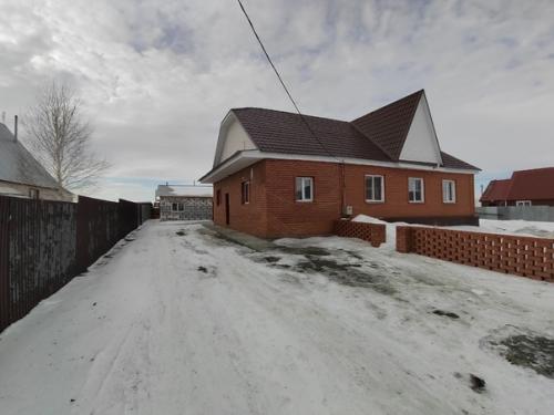 Продаётся отличный просторный дом в с. Кунашак, по ул. энтузиастов. 01