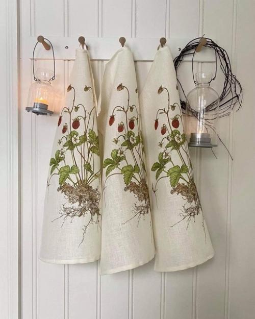 Очень красивый льняной текстиль в стиле кантри шведской художницы и дизайнера Эммы шедин, которая живет на ферме фрёвик в смоланде. 05