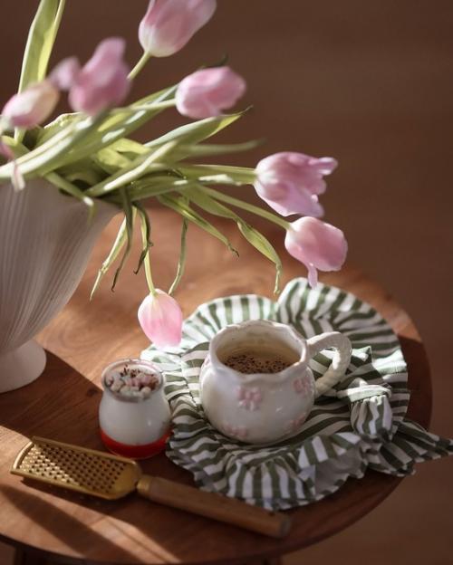 Весна в уютной кухне - гостиной. 07