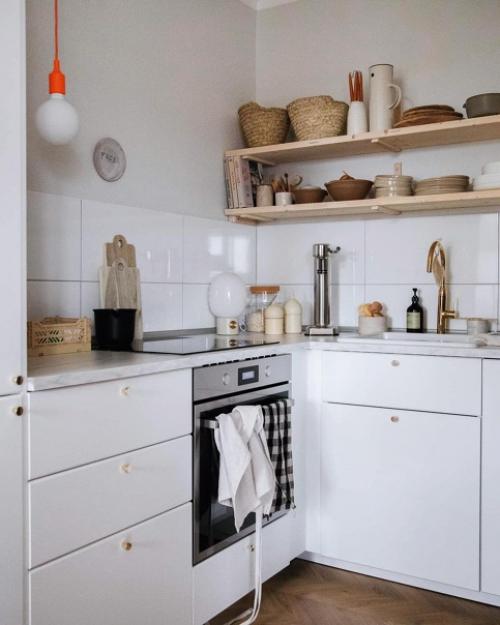 Лёгкий современный дизайн просторной квартиры в Швеции. 02