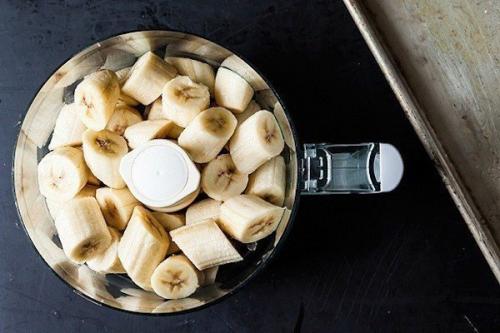 Удивительное мороженое из одного ингредиента? 04