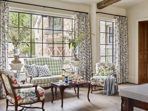 Когда прошлое встречается с будущим. 01