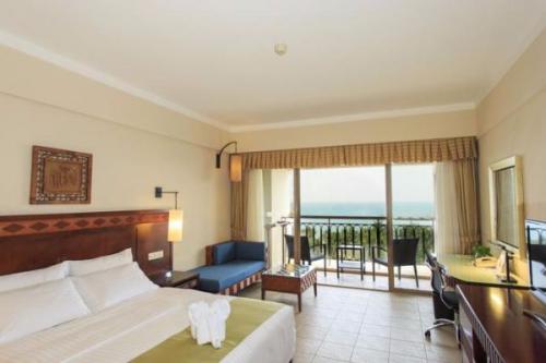 ? 5. Доступных отелей 5* на о. Хайнань? 05