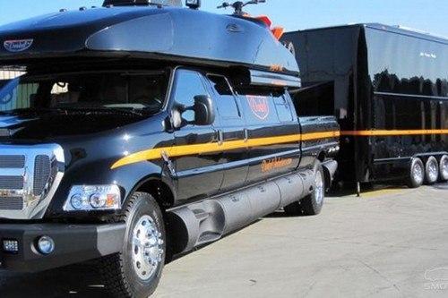 Самый большой внедорожный пикап - автодом. 02