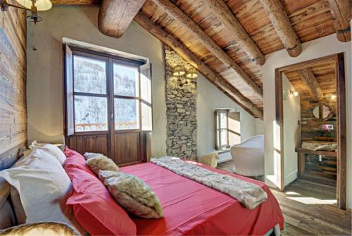 Интерьер дома в стиле шале в Турине. 05