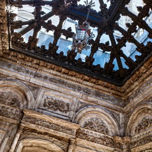 Это интерьеры дворца долмабахче - одного из самых роскошных дворцов Турции. 08