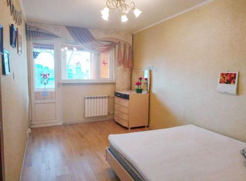 Stayhere оставайсяздесь.  Сдаю трешку около метро международная. 01