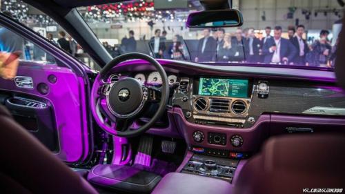 Фирма Rolls - Royce адресовала серию Black Badge бунтарям. 05