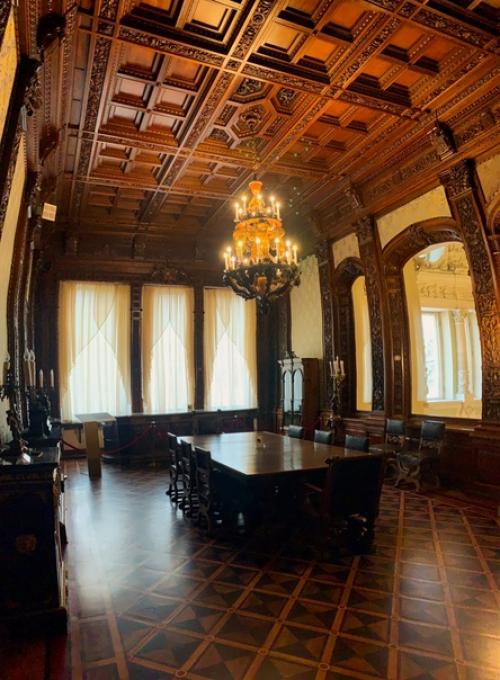 Дворец юсуповых на реке мойке поражает интерьерами своих помещений. 01