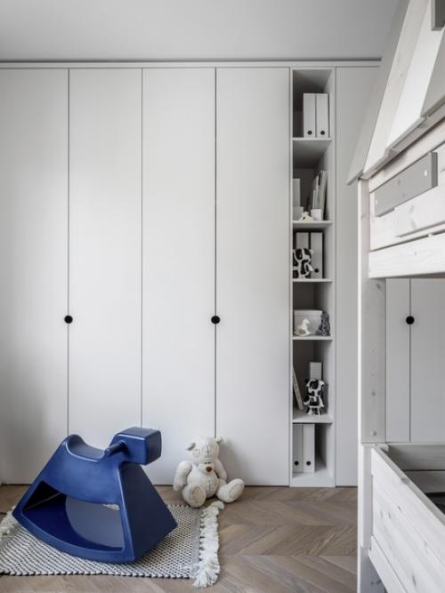 Маленькая квартира 45 м со спальней за занавеской в Москве. 08