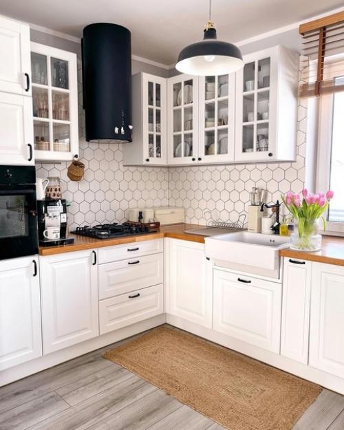 Базовый цвет этого интерьера светло-серый, что добавляет пространству ощущение воздушности и лёгкости. 05