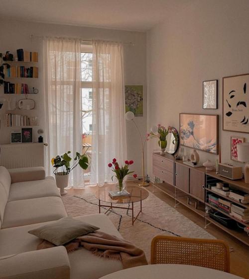 Стильная и светлая. 01