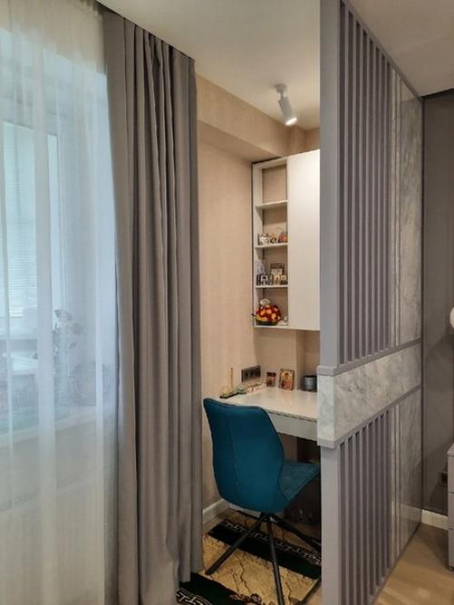 Мы часто встречаемся с необходимостью поделить одно помещение на несколько, например: 03