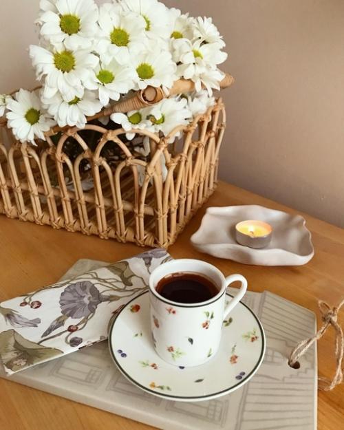 В доме каждая мелочь имеет значение, и красивая посуда - одна из ключевых деталей, которая придает уют и изысканность интерьеру. 05