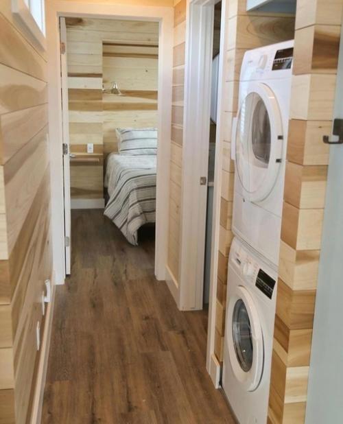 Какой интересный загородный дом небольшой, но очень продуманный и функциональный. 04