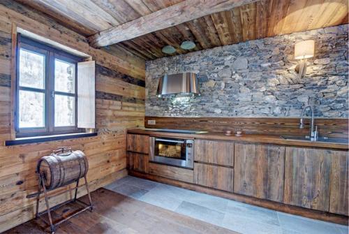 Интерьер дома в стиле шале в Турине. 04