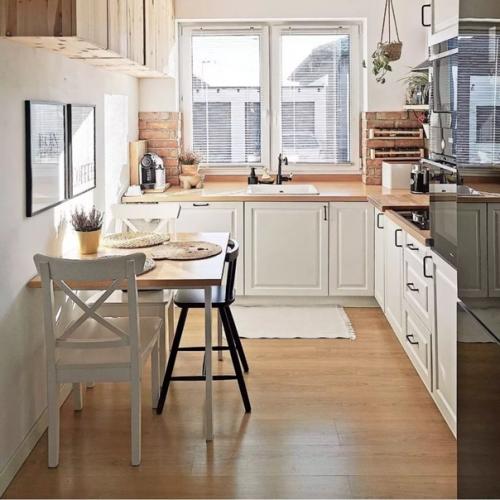 Очередной классический скандинавский интерьер загородного дома. 01