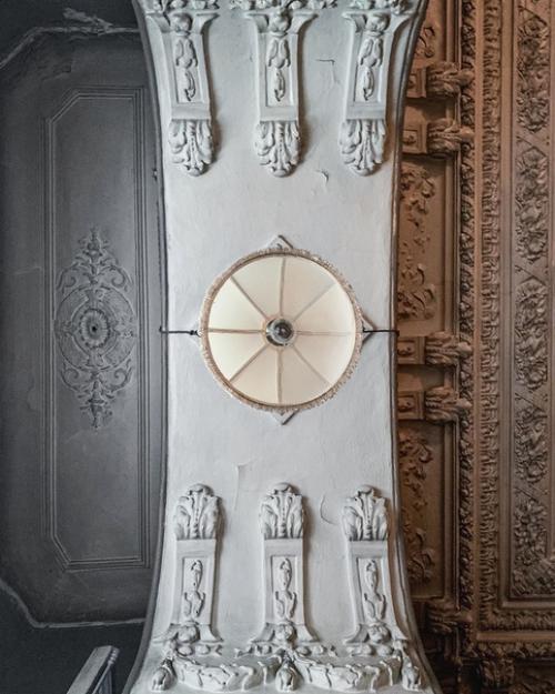 Интерьер гостиной в доходном доме 1908 года на улице черняховского, бывшей предтеченской (место в ту пору отнюдь не из престижных. 07