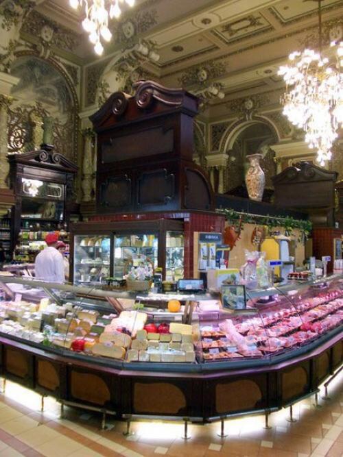 История елисеевского магазина в Москве. 01