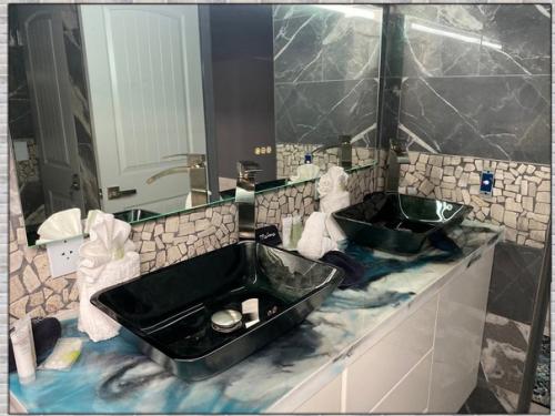 Просторный дом. В современном стиле. 08