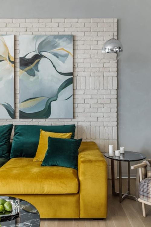 Яркий пример того, как интегрировать солнечный оттенок в текстиль спальни или гостиной. 02