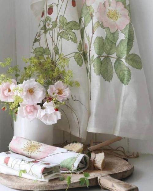 Очень красивый льняной текстиль в стиле кантри шведской художницы и дизайнера Эммы шедин, которая живет на ферме фрёвик в смоланде. 06