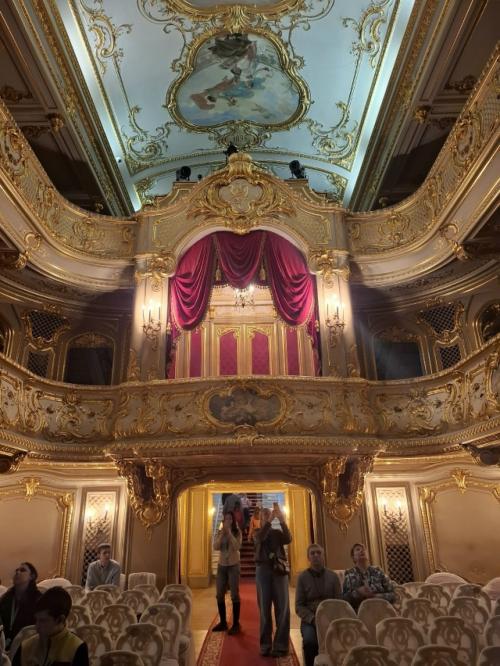 3 марта 8-в класс вместе с классным руководителем Ириной Викторовной степочкиной посетили юсуповский дворец. 04 3 марта 8-в класс вместе с классным руководителем Ириной Викторовной степочкиной посетили юсуповский дворец. 04