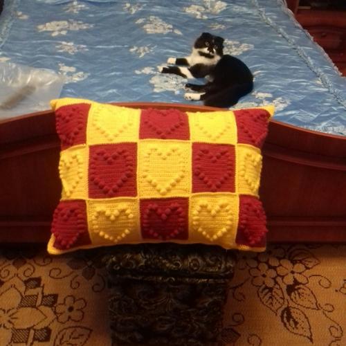 Придать стиль и законченный вид, неповторимый облик и уют в вашем интерьере помогут декоративные подушки. 02