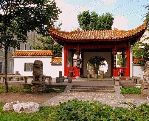 Интересный маршрут вокруг станции метро Чернышевская. 04