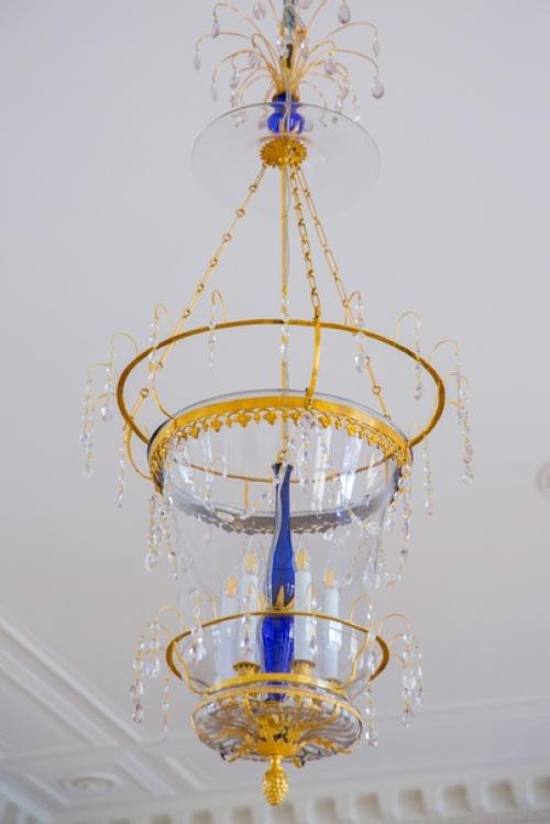 Александровский дворец: люстры и фонари. 04