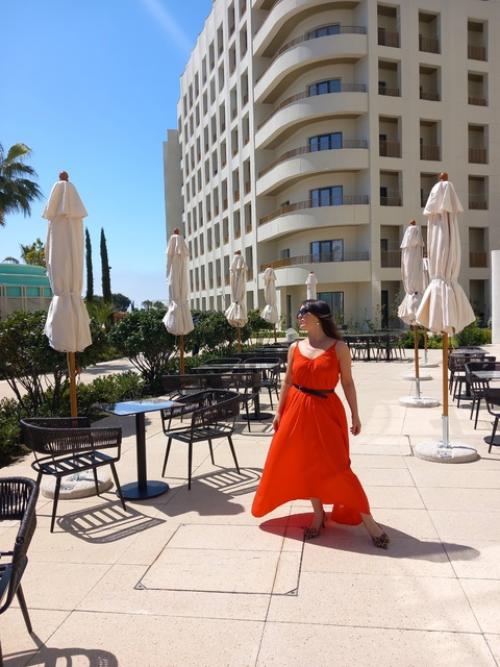 Роскошный номерной фонд, интерьеры, выполненные с использованием натуральных материалов- мрамора, редких пород дерева и латуни. 05