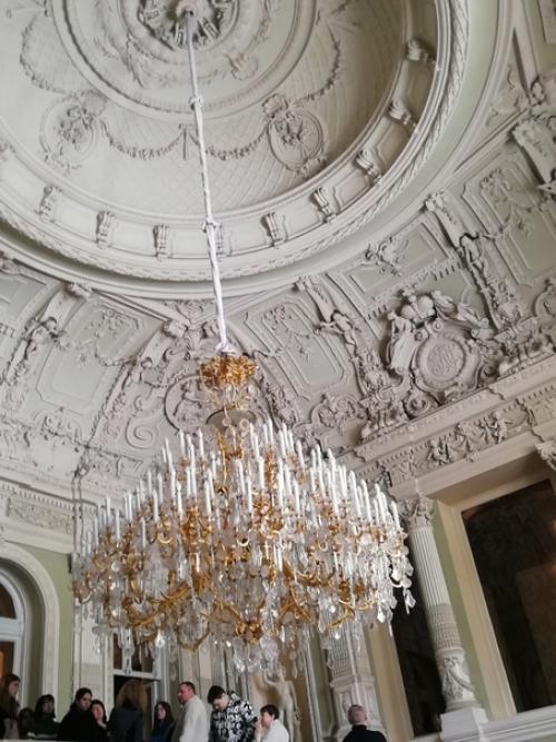 От парадной лесницы до домашнего театра. 01