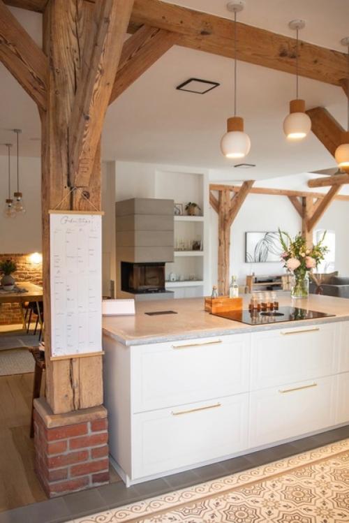 Дом мечты семейной пары из Германии, который они отремонтировали собственными руками: после и до. 01