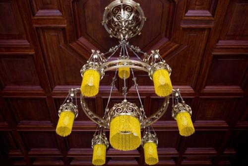 Александровский дворец: люстры и фонари. 06