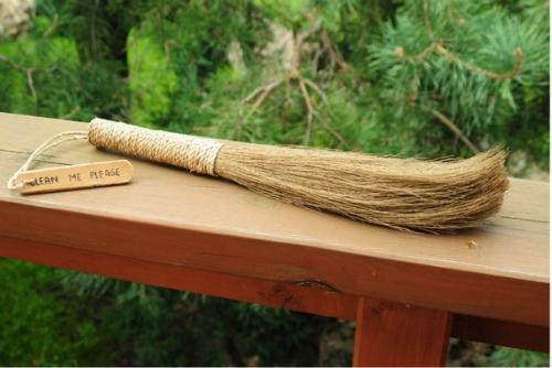 Что взять из отеля: 5 оригинальных табличек Не Беспокоить. 03