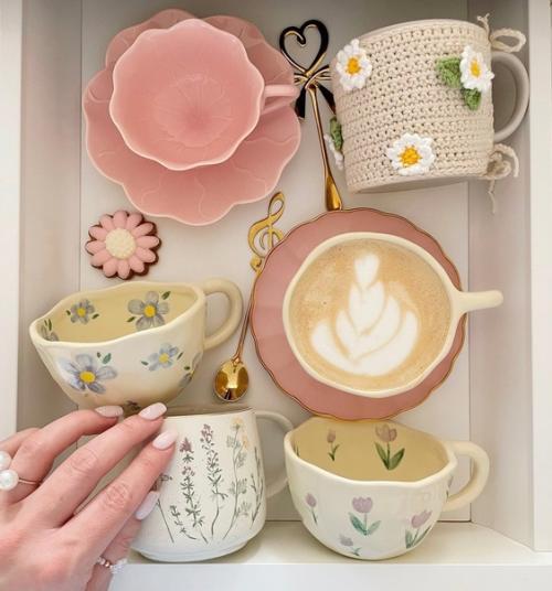 Цветы как часть интерьера в прекрасном доме Юстины. 04