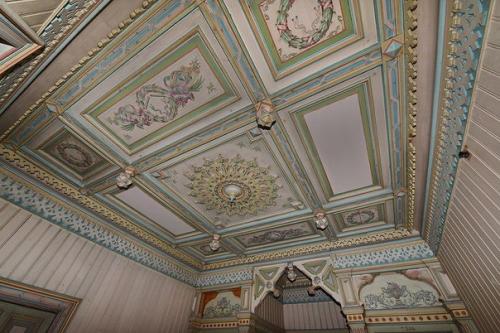 Потрясающей красоты древнерусский дом в покинутой деревне. 07