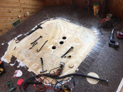 Сюрприз в новом доме пара купила дом и обнаружили в нем джакузи, которое было спрятано. 01