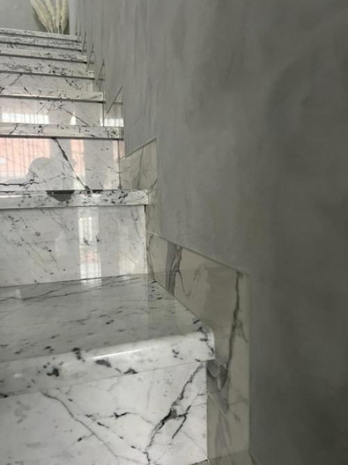 Дополнение к фото с камином, отделка помещений во всем доме. 03