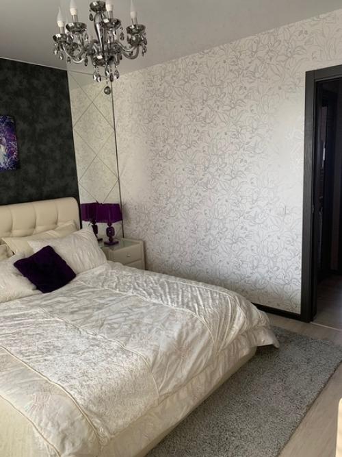 Хочу поделиться и фотографиями нашей квартиры кухню совместили с гостиной. 06