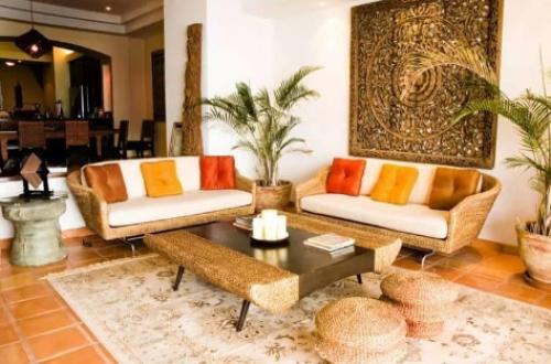 В том случае, если говорить индийский интерьер, то его стиль нельзя однозначно охарактеризовать. 03