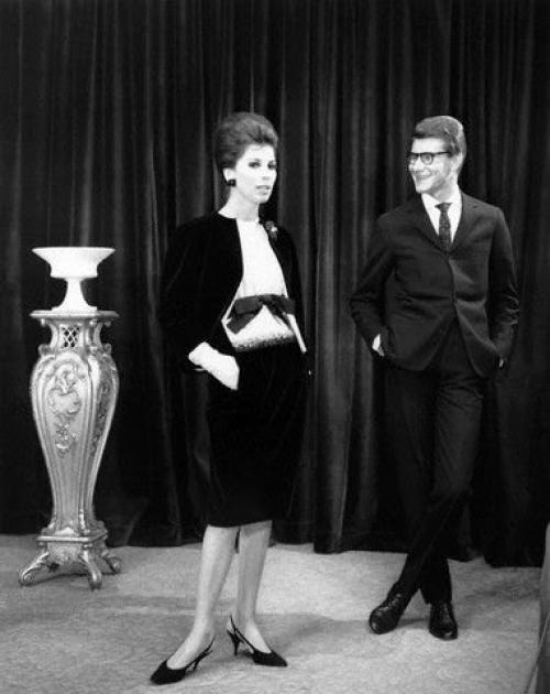 Виктуар дутрело - это имя было очень хорошо знакомо в кругах моды в 50-е годы в Париже. 02