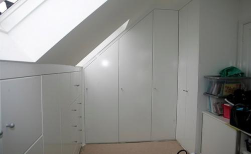 Чердак под двускатной крышей вам бесполезным кажется? 02